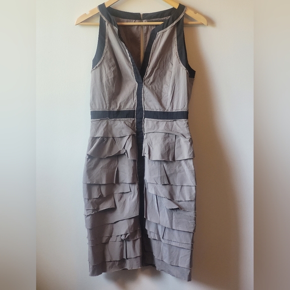BCBG MAXAZRIA Aaron Grey Dusk Dress Size 6 - Picture 4 of 5